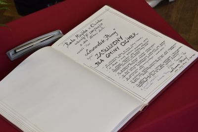 Leonarda Płoszaj odznaczona tytułem Zasłużony dla Gminy Ozimek